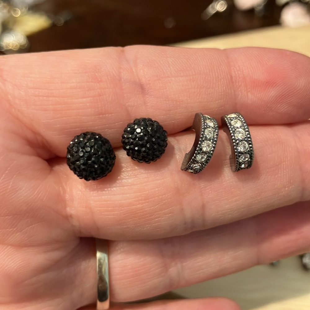 Black and Silver Earrings Bundle of 10 Pairs sparkly rhinestones - Picture 7 of 12